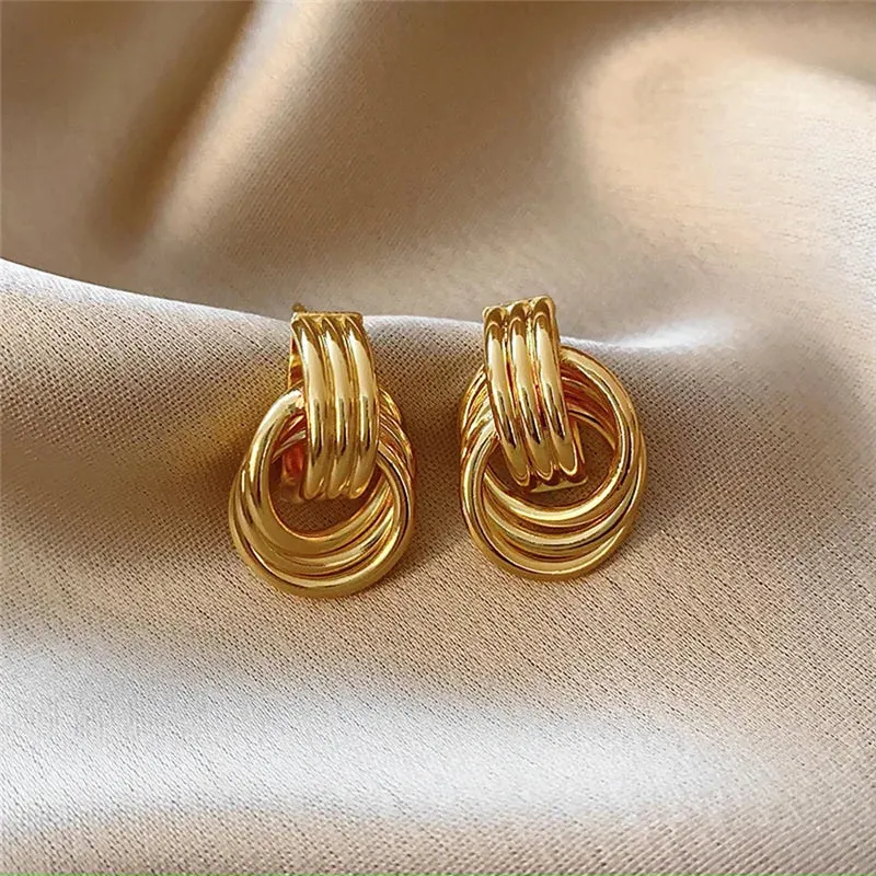 Fashion Gold Silver Color Knot Hoop Earring For Women Shiny Plating Trendy Earring Stud Cute Daily Wear Jewelry