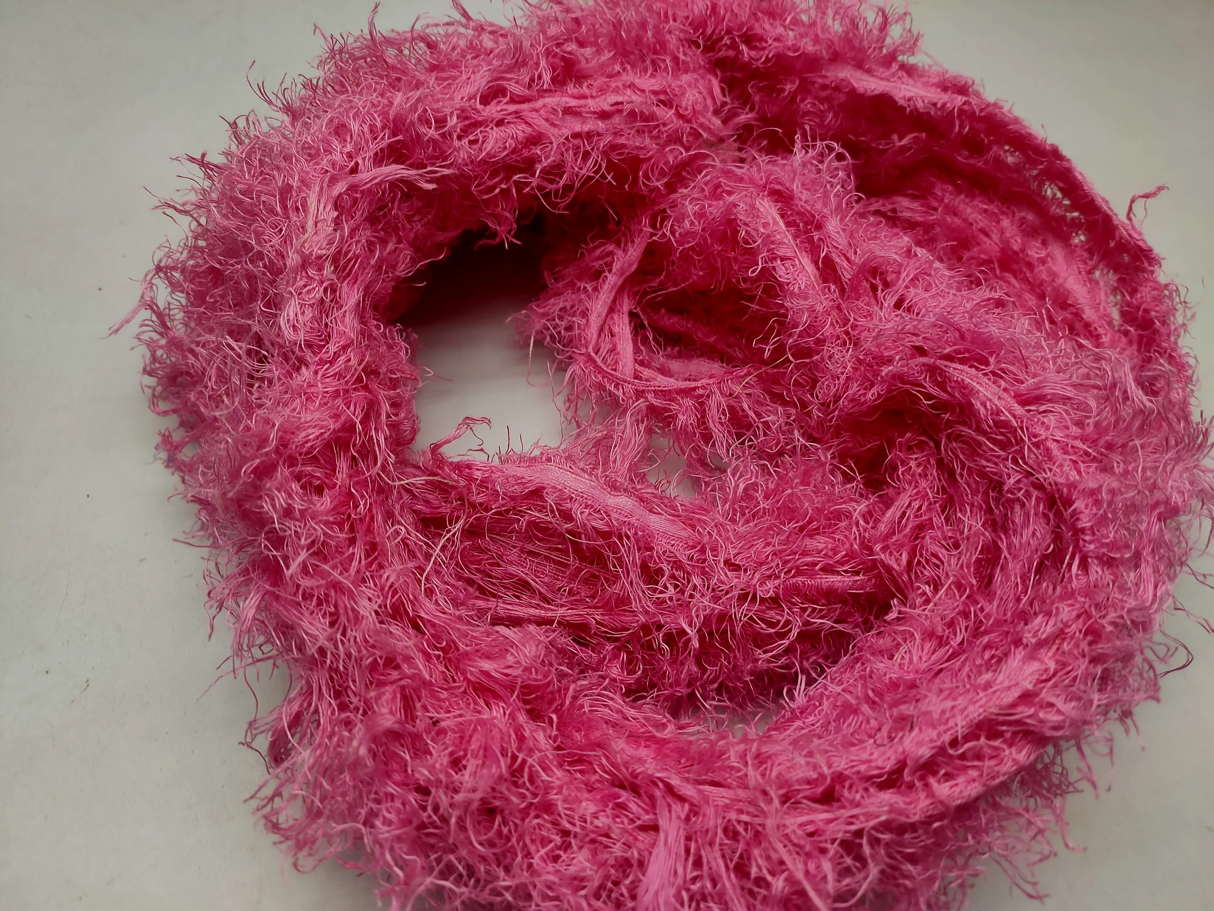 Linen Fuzzy Ribbon - Pink Lips